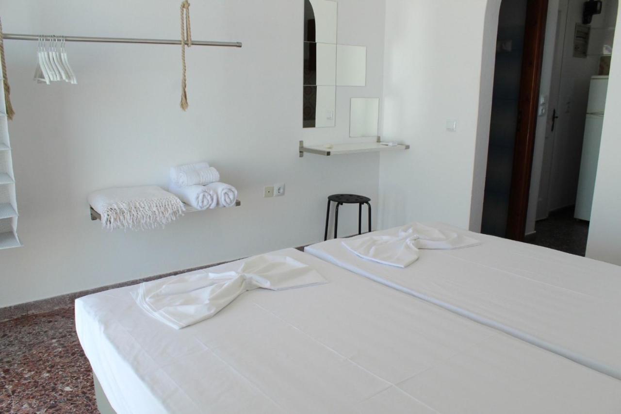 Klironomos Apartments Logaras Extérieur photo