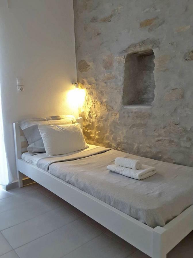 Klironomos Apartments Logaras Extérieur photo